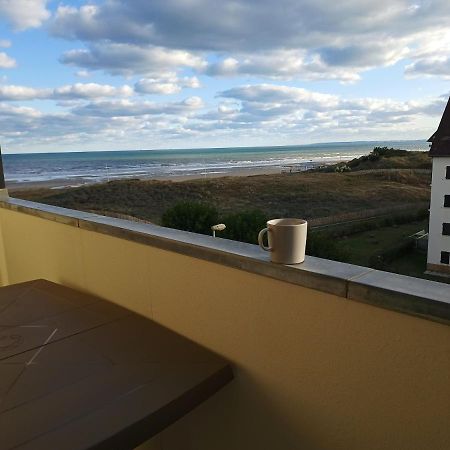 Bord De Plage, Thalasso Et Vue Mer ! Cabourg Exteriör bild